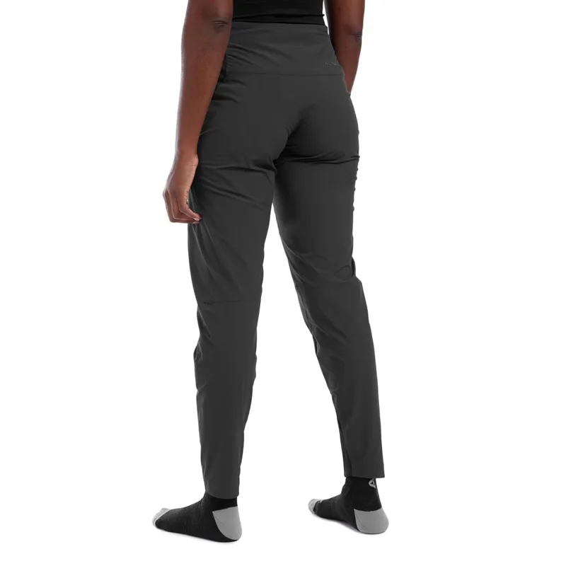 Altura Women's Esker Trail Trousers Black-5